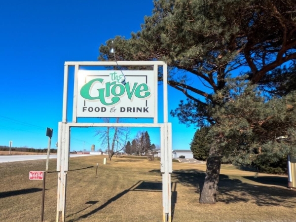 Listing Image #2 - Retail for sale at N4494 Hwy 42, Kewaunee WI 54216
