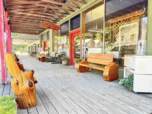Listing Image #1 - Others for sale at 217 E Main Street, Hardy AR 72542
