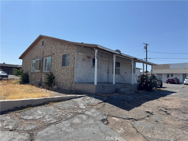 Listing Image #3 - Others for sale at 924 E Main Street, Barstow CA 92311