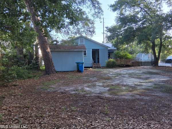 Listing Image #2 - Others for sale at 2128 Ingalls Avenue, Pascagoula MS 39567
