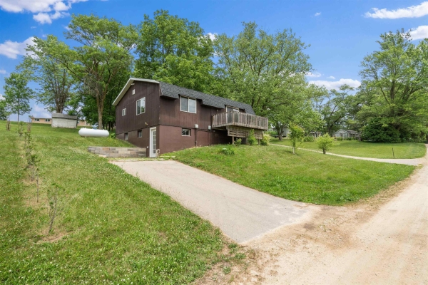 Listing Image #3 - Others for sale at 22101 Pleasant Drive, Bernard IA 52032