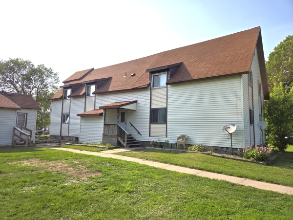 Listing Image #2 - Multi-family for sale at 571/575/577 S. Lake Ave., Phillips WI 54555