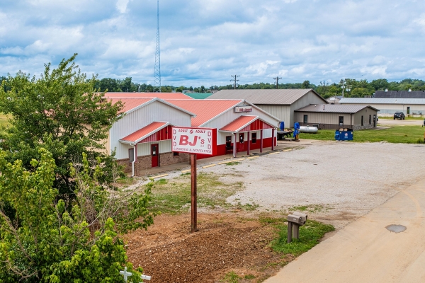 Listing Image #1 - Industrial for sale at 1425 Bypass N, Lawrenceburg KY 40342