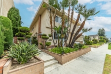 Listing Image #2 - Multi-family for sale at 1658 Colby Avenue, Los Angeles CA 90025