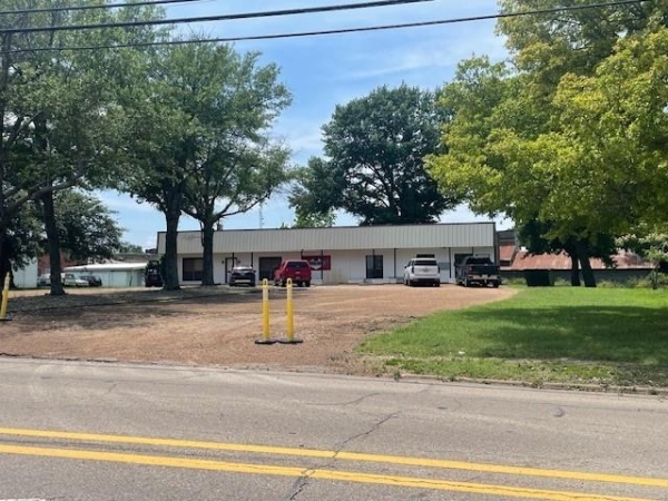 Listing Image #2 - Office for sale at 1021 Park Sreet, Commerce TX 75428