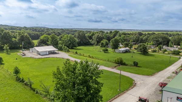 Listing Image #2 - Others for sale at 316 County Road 408, Jonesboro AR 72404