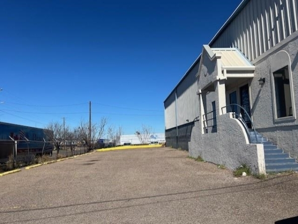 Listing Image #2 - Industrial for sale at 14405 Import Rd, Laredo TX 78045