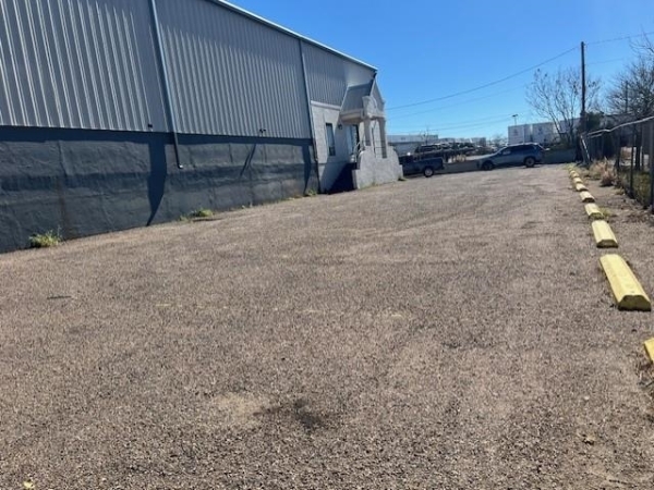 Listing Image #3 - Industrial for sale at 14405 Import Rd, Laredo TX 78045