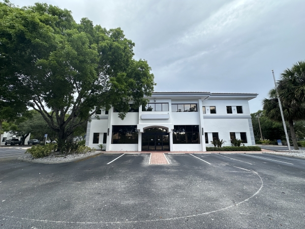 Listing Image #1 - Office for sale at 4025 Radio Rd., Naples FL 34104