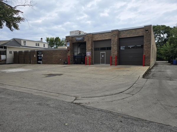 Listing Image #1 - Others for sale at 7523-7525 N Wolcott Avenue, Chicago IL 60626