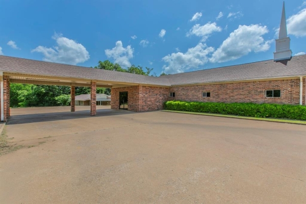 Listing Image #2 - Others for sale at 139 An County Road 389, Palestine TX 75801