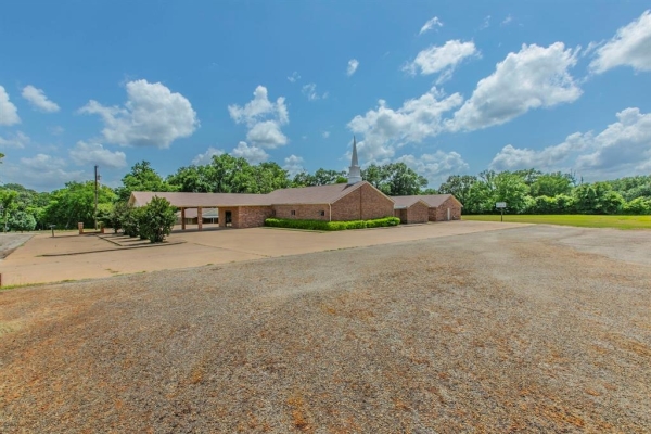Listing Image #3 - Others for sale at 139 An County Road 389, Palestine TX 75801