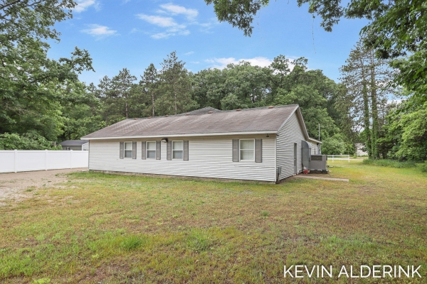 Listing Image #2 - Office for sale at 2449 54th Street, Fennville MI 49408