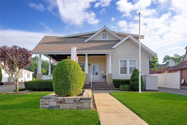 Listing Image #1 - Others for sale at 111 Conklin Street, Farmingdale NY 11735
