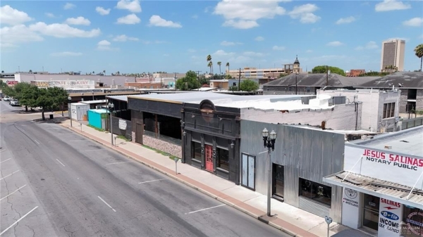 Listing Image #2 - Retail for sale at 415-417 S. 17th Street, McAllen TX 78501
