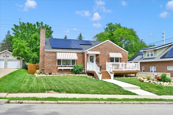 Listing Image #3 - Others for sale at 2225 Green Street, Dubuque IA 52001