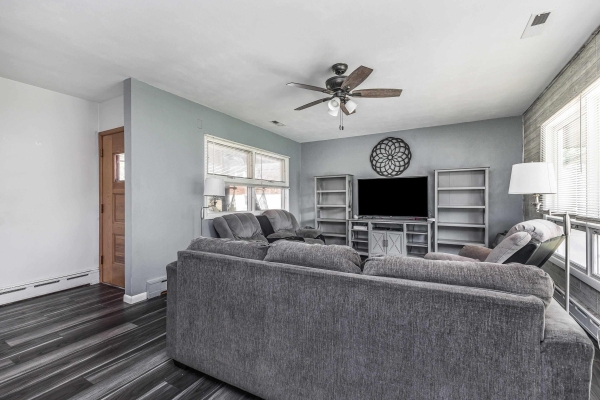 Listing Image #3 - Others for sale at 3112 Kaufmann Avenue, Dubuque IA 52001