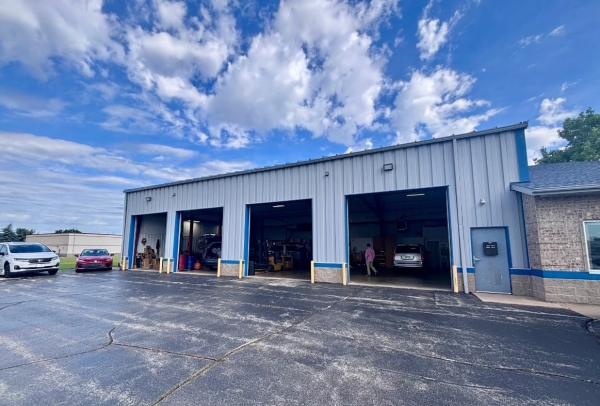 Listing Image #3 - Others for sale at 844 Ontario Rd, Green Bay WI 54311