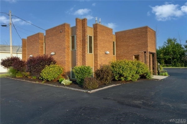 Listing Image #2 - Others for sale at 1870 Whitehaven Road, Grand Island NY 14072