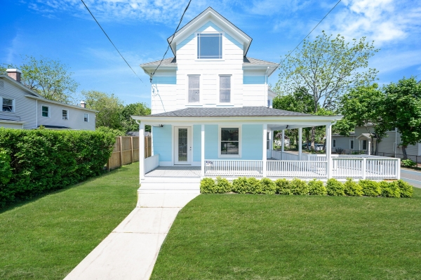 Listing Image #2 - Others for sale at 434 Griffing Ave, Riverhead NY 11901