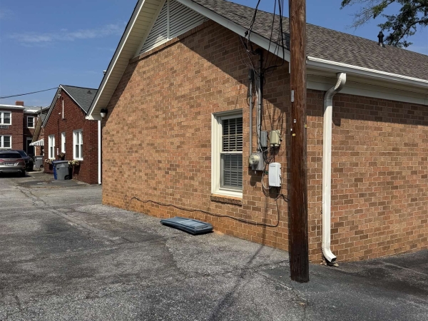 Listing Image #3 - Others for sale at 711 E Main Street, Spartanburg SC 29302