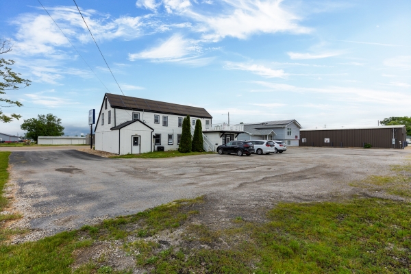 Listing Image #3 - Others for sale at 904 W Union St, Litchfield IL 62056