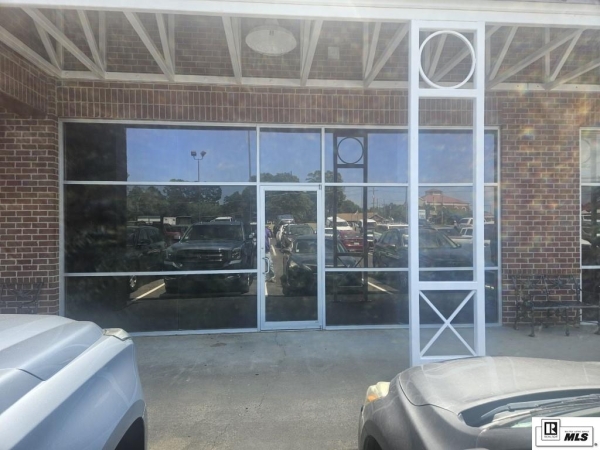 Listing Image #2 - Office for sale at 4624 CYPRESS STREET, West Monroe LA 71291