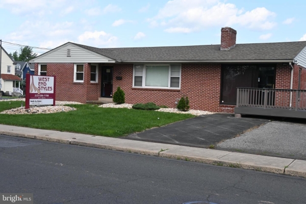 Listing Image #2 - Others for sale at 15 S 14th St, QUAKERTOWN PA 18951
