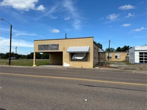 Listing Image #2 - Office for sale at 312 N 6th St., Kingsville TX 78363