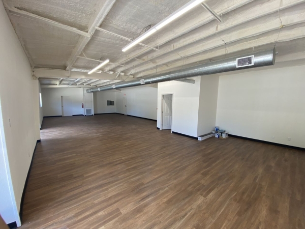 Listing Image #3 - Retail for sale at 901 W Hart Ave, Pasadena TX 77506