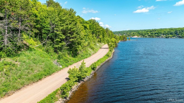 Listing Image #2 - Land for sale at TBD A B C Navy St, Hancock MI 49930