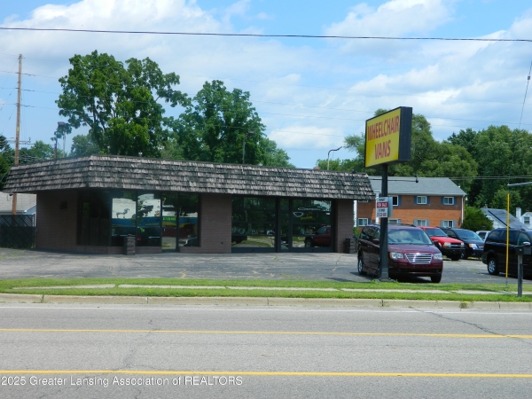 Listing Image #2 - Others for sale at 1916 Cedar Street, Holt MI 48842