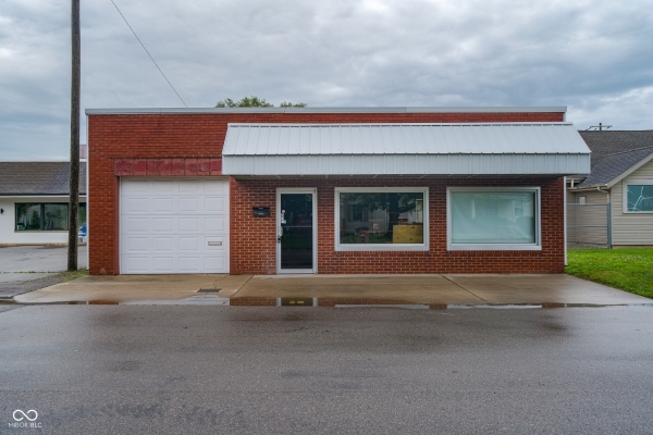 Listing Image #3 - Retail for sale at 2305 Cottage Avenue, Columbus IN 47201