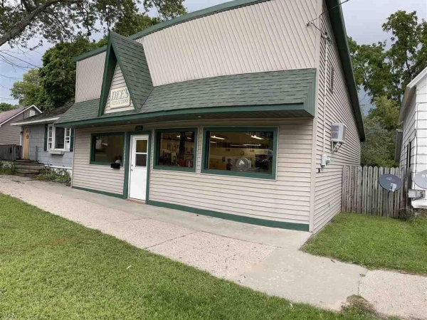 Listing Image #1 - Retail for sale at 214 Granite Street, Cadillac MI 49601