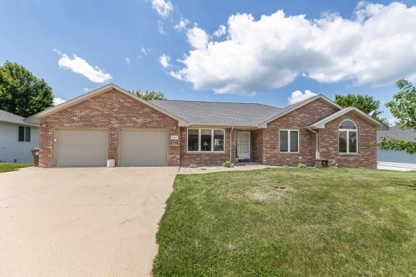Listing Image #1 - Others for sale at 2429 Whitetail Drive, Asbury IA 52002
