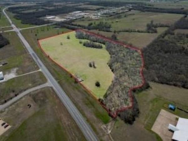 Listing Image #1 - Land for sale at 00 TBD 82 Bypass, Clarksville TX 75426