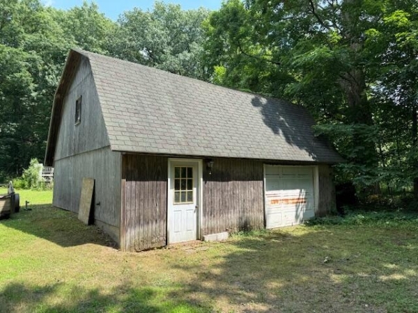 Listing Image #3 - Office for sale at 9743 W Howard City Edmore Road, Lakeview MI 48850