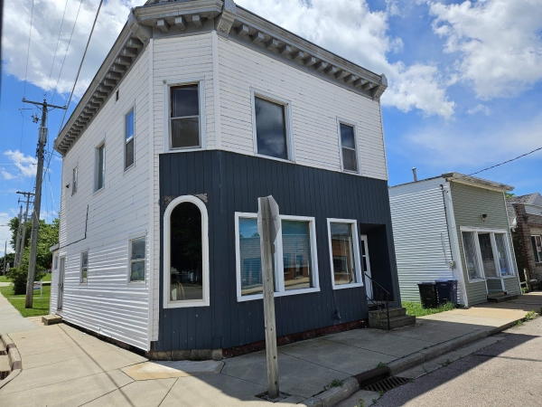 Listing Image #1 - Others for sale at 102 W Winnebago Street, Friesland WI 53935