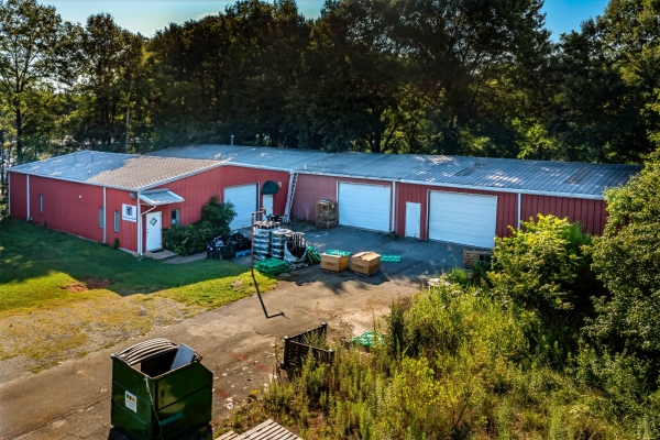 Listing Image #2 - Industrial for sale at 1613 Warren Avenue, Gastonia NC 28054