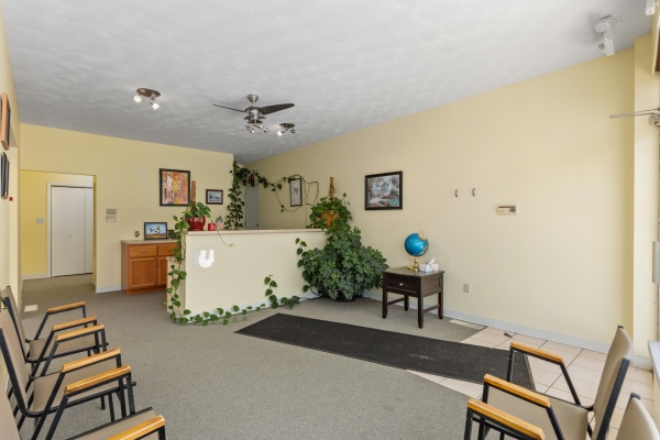 Listing Image #2 - Office for sale at 111 Kirkham, Litchfield IL 62056