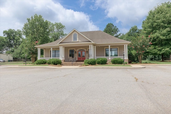 Listing Image #3 - Office for sale at 225 Wes Park Drive, Perry GA 31069