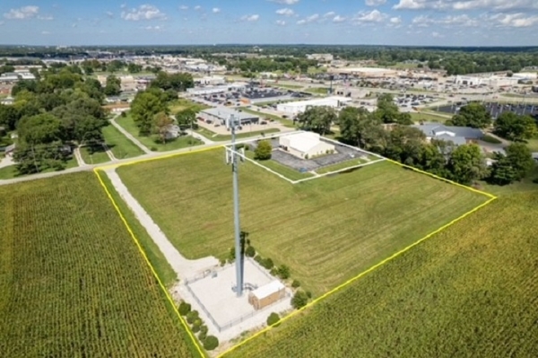Listing Image #2 - Land for sale at W Springhill DR, Terre Haute IN 47802