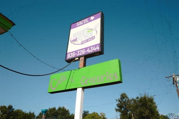 Listing Image #2 - Retail for sale at 15745 State Highway 204, Cushing TX 75760