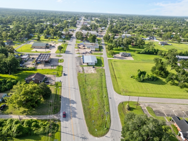 Listing Image #2 - Land for sale at 909 South Brooks Street HWY 36, Brazoria TX 77422