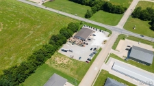 Listing Image #2 - Others for sale at 202 & 204 W Deerwood Drive, Jackson MO 63755