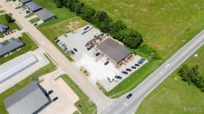 Listing Image #3 - Others for sale at 202 & 204 W Deerwood Drive, Jackson MO 63755