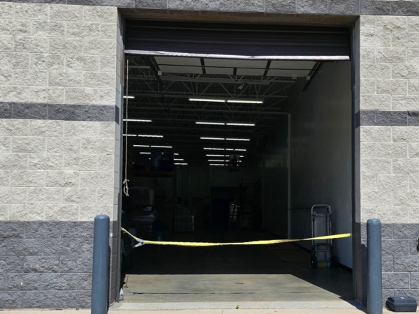 Listing Image #3 - Industrial for sale at 107 Sangra Court, Streamwood IL 60107