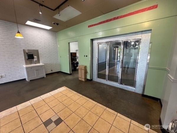 Listing Image #3 - Industrial for sale at 1605 Meadowbrook Boulevard, College Place WA 99324