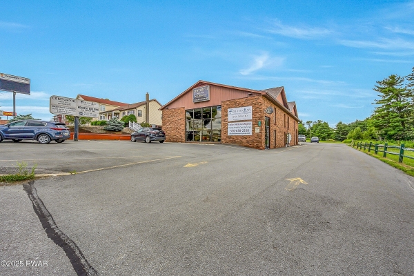 Listing Image #2 - Others for sale at 606 Hamlin Highway, Lake Ariel PA 18436