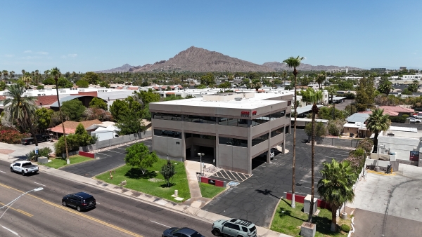 Listing Image #1 - Office for sale at 6908 E THOMAS ROAD, Scottsdale AZ 85251